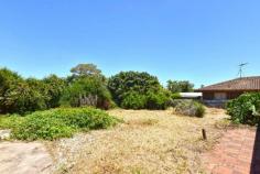  28 Carew Street Reynella East SA 5161 * Set in a pleasant area with plenty of recreational land nearby * Walking distance to Reynella College, primary school & short walk to bus *Great location * 3 bedroom home with lots of potential Don't miss this opportunity to write your chapter in its story! 
