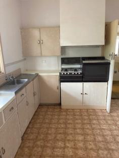  27 Greenham St Koorda WA 6475 $45,000 Floorboards Gas Cooking Fire Place Rear Patio Large Carport Fenced Yard Garden Shed Contact Bob Davey on 0417 946 713 or the office on 9622 8499 to book your next inspection! 