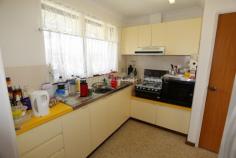  17/12-14 Hicks Street Esperance WA 6450 $180,000 This cosy Over 55's retirement unit is located in the popular Kooringa Village, a stones throw from medical facilities. The unit includes BIR's to the 2 bedrooms, reverse cycle airconditioning to dining/lounge, compact kitchen and private rear courtyard. 