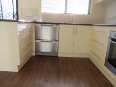  Unit 1/8 Pressler Rd Emerald QLD 4720 $249,000 This upmarket unit on Pressler will not last long. 