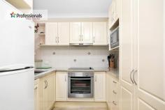  1/81 Australia Street St Marys NSW 2760 If you are looking to downsize but still want to stay close to central St Marys, we strongly suggest you view this beautifully maintained home sitting at the front of a small complex of five villas. Features include: *Two bedrooms with built in wardrobes *Open plan lounge and dining *Bathroom with shower and bath *Electric kitchen with plenty of storage *Large north facing pergola *Air conditioning *Rear pergola *Single carport *Garden shed.. 