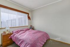  3/172 Commercial Street West Mount Gambier SA 5291 $165,000 Solid unit located close to shops Comprised of 2 good size bedrooms built in robes in bedroom 2 Neat bathroom with near new vanity Open kitchen dine with electric cooking Separate laundry Lock up Garage Rear courtyard Tenanted @ $180 per week til 18/1/2022 Due to the location, it's never been a problem to lease 