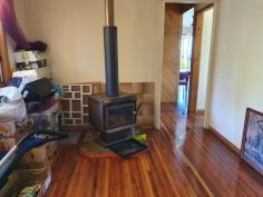  4 Creek St Blackbutt QLD 4306 $210,000 This property has 2 Large bedrooms both with built ins. Good size kitchen with gas cook top, electric stove and plenty of cupboard space. Featuring a large sun-room, good size lounge room, wood fire and a large deck area off the rear of the home and a Double lock up garage. 