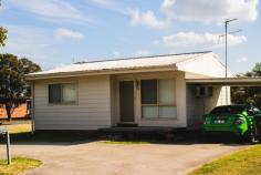  3/36 Palace Street Denman NSW 2328 $200,000 Looking to get into the Denman Market ?, look no further: A great 1st home, Investment or property to downsize to: -Central but quiet location, close to all -Freestanding clad cottage with own private yard -Updated kitchen -Updated bathroom -Lounge dining area air/cond, two bedrooms main with BIW -Front deck and attached carport. 