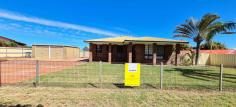 73 Marmion Street East Carnarvon WA 6701 $395,000 Large Family Home in East Carnarvon Three bedroom, two bathroom spacious brick home in sought after East Carnarvon. Property features include separate dining with raked ceilings, formal lounge and large family room. Air-conditioned, tiled floors, solar hot water system, below ground swimming pool, large outdoor entertainment area, double garage on approx. 1154m2. 