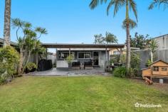  89 Cherry Street Ballina NSW 2478 $750,000 - $800,000 Unassuming from the outside, this private home is a must inspect for first home buyers or tradies seeking business exposure and easy off street parking. Beautifully presented with all the hard work done, it also offers you a large fenced yard with an oversized double garage conveniently accessible from the rear lane. This handy CBD location is close to shops, schools, clubs, hospital and North Creek to name a few! • Beautiful polished floor boards and high ceilings • Air-conditioning for year round comfort • 5KW solar power system • Huge covered outdoor entertaining area • Double garage plus work shop/office • Central location close to Bowling Club, Hospital and Schools 