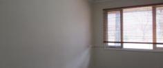  3 Olympic Ave Cunderdin WA 6407 $175,000 4X1 kitchen/lounge open living, kitchen has cook/top uboven, dishwasher, ducted aircon, split system aircon, computer nook, polish jarrah flooring, front porch and back porch has timber decking, 9x4 garage with roller door, deep sewer, block size 1012sqm Home has just been painted throughout 