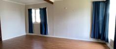  7 Nugent St Wongan Hills WA 6603 $130,000 4 bedrooms 1 Bathroom Separate Kitchen features: Electric stove/oven, plenty of bench and storage space. Big Shed Floorboards throughout Fibro/tiles 