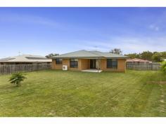  9 Riley Dr Gracemere QLD 4702 $349,000 This is the home you’ve been waiting for! Great neighbourhood and low maintenance. * Double front doors for easy access * Large open plan living, dining and kitchen. Kitchen includes breakfast bar * New carpets, curtains and blinds * Large fully fenced back yard, ideal to build big shed * Great family floorplan 