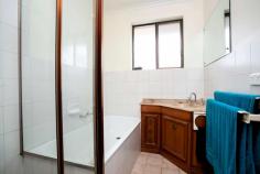  2/12 Bridges Street Broadview SA 5083 This two bedroom homette is located in the highly popular suburb of Broadview. Perfectly located close to local shops, cafes, schools and great access to public transport into the CBD. Two good sized bedrooms, master with large built in robe Large open living area with gas heater and split-system air-conditioner Spacious kitchen with gas cooking Bathroom with separate bath and shower Separate toilet Undercover outdoor entertaining area Secure car parking for one car with electric roller door Private low maintenance gardens If you are looking for the perfect easy living property then look no further! 
