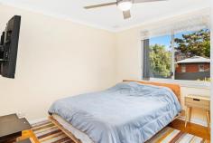  23 Wyndarra Way Koonawarra NSW 2530 $680,000 A well cared for family home presents here at 23 Wyndarra Way, Koonawarra. Ideal for first home buyers, investors or downsizers, this conveniently located home is close to public transport, schools, Dapto CBD, Lake Illawarra foreshore and freeway access. Offering picturesque views of Lake illawarra, this is one that you must inspect before it's too late. Featuring: - 3 Bedrooms (All with built in wardrobes) - Timber flooring - Good size kitchen with additional bench space - Ceiling fans - Undercover entertainment area (with views of Lake Illawarra) - Fully fenced rear yard with Colour bond fencing - 645 sqm block 