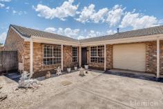  Unit 4/55 Castle St Edwardstown SA 5039 A brilliant opportunity to purchase a delightful, low-maintenance home close to main transport links, local shopping and schools. Taking advantage of its position in the group, the home has a side and rear garden with paved undercover pergola which is perfect for entertaining. Spacious and light-filled the home comprises of 3 bedrooms, open plan living and dining plus a large kitchen with ample bench space. Connected only by the garage, no attached internal walls. Featuring: – Large living room and adjacent dining – Spacious kitchen – Bathroom with bath and shower, separate toilet – Good sized laundry with direct access outside – Ducted reverse-cycle air conditioning – Single carport.. 