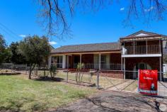  118 Batlow Road Tumbarumba NSW 2653 $550,000 Visually pleasing and plenty of space for the growing family, the home features: • Spacious modern kitchen with electric appliances • Dining with wood heating and reverse cycle • Main with ensuite, builtin robes, ceiling fan and reverse cycle • Top bedroom with balcony, toilet and airconditioner • Sunken loungeroom • 4th bedroom or enclosed garage • Fully self contained studio with kitchenette, ensuite, bedroom and living area (gas bayonet + wood heater) with fresh carpet about to be laid • Double garage An easy walk to the main street and amenities.. 