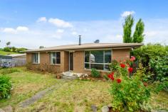  12 Tollard Court Rokeby TAS 7019 $400,000 Presenting this wonderful home, conveniently located within five minutes from both primary and high schools, Shoreline shopping complex and an easy fifteen-minute commute to the city by private or public transport. The home comprises of three double bedrooms, a separate formal lounge with wood heater and a light and bright eat-in kitchen/dining room. There is a separate toilet from the bathroom and laundry. Positioned on a private internal block the surroundings are fully fenced, perfect for children and pets alike. There are two tin garden sheds. This really is fantastic value for a family home, first home buyer or the astute investor. • Generous sized bedrooms, main with build in wardrobe • Wood heater in the lounge room • Spacious internal allotment, positioned on 736m2 • Expected rental return $440 to $460pw The information contained herein has been supplied to us and we have no reason to doubt its accuracy, however, cannot guarantee it. Accordingly, all interested parties should make their own enquiries to verify this information. 