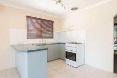  6 Fradelos Place Usher WA 6230 $315,000 Neat 4 bedroom home. Good size lounge room. Main bedroom with robes. Neat kitchen family area with aircon. One single carport with an electronic door. Patio. Side access through carport to a roomy back yard. Garden shed. Block size 635sqm. 