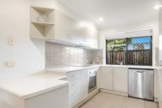  5/100 Bentinck Street Ballina NSW 2478 $640,000 - $690,000 This villa home offers the perfect retirement lifestyle being low maintenance and having the convenience of being only a 300 metre walk to Ballina’s major shopping centres. The open plan design provides a sense of space and comfort with an abundance of natural light throughout. The bedrooms are a good size with built in robes and the kitchen offers plenty of bench and cupboard space. A lovely extension to the living areas is the direct access to a north facing courtyard which will be a great place to relax and take in the warming winter sun. • This property was not affected by the recent floods • Approved for buyers 55 years of age and older • Air conditioning in the living areas • Small complex of only 5 units. 