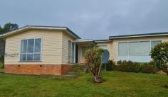  197 Main Road Meander TAS 7304 $340,000 3 Bedroom home set on 4500m2 (approximately). Open plan kitchen, dining and lounge. Wood heating warms the entire home. Large windows, bright and sunny throughout. Some polished Tas Oak flooring. 2 car carport, plus plenty of storage room. 2 workshops/studio Mountain views Set on over 1 Acre of land, with plenty of room for a few animals. Extensive gardens in place, to supplement the food budget! 