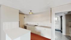  1/18 Undoolya Road East Side NT 870 $199,000 Situated on the ground floor, this one-bedroom unit offers an amazing opportunity as an investment or first-time buy! Main features include: – open plan kitchen and living area – modern kitchen with built-in robes – good sized bedroom – split system air-conditioning – ceiling fans – allocated parking Well located, within walking distance to town, and close to amenities, this could be the one you have been waiting for. Don’t miss out on this great opportunity, book your viewing inspection today! 