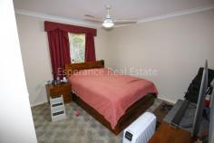  3/177 Goldfields Road Castletown WA 6450 $355,000 Nestled in a low density, strata complex is this stand alone, 3 bedroom, 1 bathroom unit. Lounge with aircon, open plan kitchen & dining area, robes and ceiling fans. Fully enclosed, entertaining sized patio leading out to covered, paved rear yard. Single carport and easy care gardens with paved surrounds. 