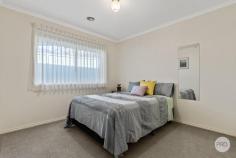  9 Forest Heights Drive Kangaroo Flat VIC 3555 - Quiet pocket of Kangaroo Flat - 14 Minutes from Bendigo CBD - Study can be turned into 4th bedroom - Side access is perfect for a caravan or boat - Directly across the road from bushland with walking tracks 