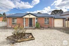  12 Saunders Close Mount Pleasant VIC 3350 $549,000-$579,000 • Front home consists of Three Bedrooms, Open Plan Kitchen/meals Dining and Lounge area. Secure off street parking, new carpet and freshly painted. Elevated with private decking over looking Ballarat CBD with city views • Back home is One Bedroom, One Bathroom, fully self-contained Kitchen and separate lounge. Lovely decking area with city views over Ballarat CBD • Separate driveway to the back home with further scope and sub-division potential. • Block size is approximately 1395m2 on one title • Perfect investment with two incomes from each dwelling • Great for a growing family with separate home • Or maybe Airbnb option? • Minutes to CBD • Minutes to Sovereign Hill • Best views in Town 