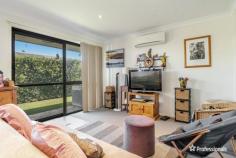  2/50 Norton Street Ballina NSW 2478 $595,000 Located in Ballina’s premier street and within walking distance to North Creek and the CBD, this affordable villa is a must-see for first homebuyers and investors alike! Whilst unassuming from the outside, the interior has been renovated throughout and beautifully finished to create a simple but stylish abode. The villa is extremely low maintenance and the sunny north facing courtyard is paved so you can get rid of the lawnmower and spend your weekends relaxing! • Fantastic central location in Ballina’s premier street • Open plan living/dining area • Air conditioned for year round comfort • Sunny north facing courtyard • Modern kitchen and bathroom 