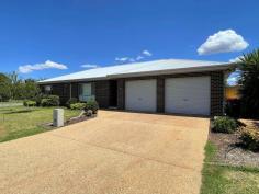  51 Hillam Drive Griffith NSW 2680 $650,000 Take advantage of this rare opportunity to secure a freestanding villa in ever so popular Collina area. Situated on Hillam Drive set on a low maintenance corner block of 446m2. This open plan master-built villa offers • 8 foot 6" Ceilings • Three generous size bedrooms - Main with walk-in robe with additional built-ins and Ensuite • Kitchen with abundance of cupboards space along with a large breakfast bar. • Ducted reverse cycle throughout • Double Garage with internal access • Fully enclosed and established courtyard with an alfresco area • Sprinkler system throughout 