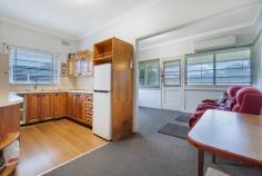  24 Hall St Cessnock NSW 2325 $550,000 – Currently two bedrooms, huge lounge room and sunroom! – Formal dining and second living area – With renovations, the floorplan allows for the potential to add a third or fourth bedroom! – All this on 540m2 level block with carport and garage! – Take a walk around the immediate area and check out the renovations and new homes! – There are endless possibilities with this Californian Bungalow! – This is a gem, act immediately before its gone! 