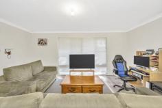  2 Ixora Pl Pinjarra WA 6208 $349,000 Welcome to this charming 3-bedroom home on a spacious 736-square meter lot in North Pinjarra. This property is perfect for first-time buyers, young families, investors, or those looking to downsize.  Inside, you'll find fresh updates like laminated flooring and stylish window treatments that brighten up each room. The kitchen has been modernized with contemporary features and plenty of storage, making it a great space for cooking. Stay comfortable all year with the reverse cycle air conditioner, and in colder months, cosy up by the tile fireplace. The property also includes a handy powered shed/workshop for DIY enthusiasts or extra storage. This home is conveniently located near local shops and schools, and a short drive away from Pinjarra Shopping Centre and the high school. In summary, this 3-bedroom home offers modern comfort and convenience in North Pinjarra. With its updates and great location, it's a fantastic place to call home. 