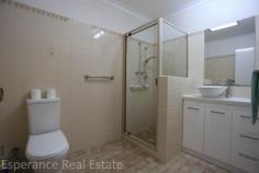  18/5 Randell Street Esperance WA 6450 $355,000 This over 55’s strata unit enjoys street outlook & garden views. Fresh, modern interior reveals carpeted lounge, tiled traffic areas including dining and updated kitchen with electric underbench oven, stove top and single draw dishwasher. Fully enclosed, carpeted sunroom – an extension of main living area. Remodelled bathroom, 2 bedrooms – both with robes. Reverse cycle airconditioning and ceiling fan. Enclosed garage with extra storage rooms. 