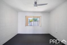  4 / 90 Farley Street Casino NSW 2470 Offering a comfortable, low-maintenance place to live, or an attractive investment property, this low-set brick unit is situated in a small complex. The tidy interior features an air-conditioned living/dining area with adjoining kitchen, and two bedrooms with ceiling fans. The bathroom has an open-style shower, for easy accessibility, and the unit also benefits from internal laundry. Outside you've got a covered carport, covered entry patio, and a small fenced yard. With similar properties renting for around $320-350 per week, this unit is ideal as an investment or perfect for the downsizer. 