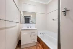  32 Davidson Street SOUTH KALGOORLIE WA 6430 $375,000 Are you in the market for a neat & tidy AND low-maintenance property that doesn’t need a single thing done to it?! Best have a look at this one! Offering three very well-sized bedrooms; this property is going to suit both the owner-occupier market and those savvy investors out there! The ample internal living space is going to be a massive tick; as the property is equipped with a charming Family room AND a huge Kitchen/Living/Dining space. Externally, buyers are spoiled with a sizeable Patio (great for entertaining), a Carport (w/ electric gate) and immaculate yard/gardens. Current rental appraisal at $720pw – $750pw (as at 22.05.25). • Three Bedrooms • Two Bathrooms (One an Ensuite & One Bathroom) • Charming Family Area • Huge Kitchen/Living/Dining Area • Ample Kitchen Cabinetry • Inviting Rear Patio • Carport • Electric Gate at Entry • Split-System & Evaporative A/C Units • Conveniently Sized Side & Front Yard Space • Garden Shed & Artificial Turf at Rear • Great South Kalgoorlie Location (Near Schools & Shops) • Built in 1968 • 468sqm Block Size 