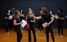 Drama Workshops - Pause Play  Pause Play provides transformative Drama Workshops that promote creativity, confidence and communication abilities. Our programs, which are suitable for people of all ages, combine improvisation, storytelling and performance to encourage expression and teamwork in a fun and supportive setting. For more visit us! https://thepauseplay.com 