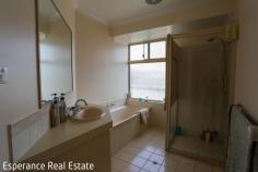  25B Smith Street West Beach WA 6450 This well-maintained, double brick and tile strata unit offers comfort, convenience, and value. Set on a generous 660sqm block with concrete driveway access, this home is ideal for first-home buyers, downsizers, or investors. Key Features: 3 spacious bedrooms with built-in robes 1 functional bathroom Comfortable lounge with reverse cycle air-conditioner and gas bayonet for heating Open kitchen and meals area Single carport, plus garden shed for extra storage Front lawned area perfect for relaxing or gardening No strata fees! Current lease in place until April 2026 @ $600 per week Enjoy the benefits of a solidly built home with ample space inside and out. 